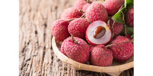 DELICIOUS LYCHEE FRUIT